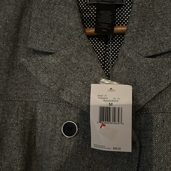 Vintage Guess Cropped Blazer - Picture 2 of 7